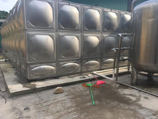 100噸不銹鋼水箱，深圳工地安裝完成|宏量水箱
